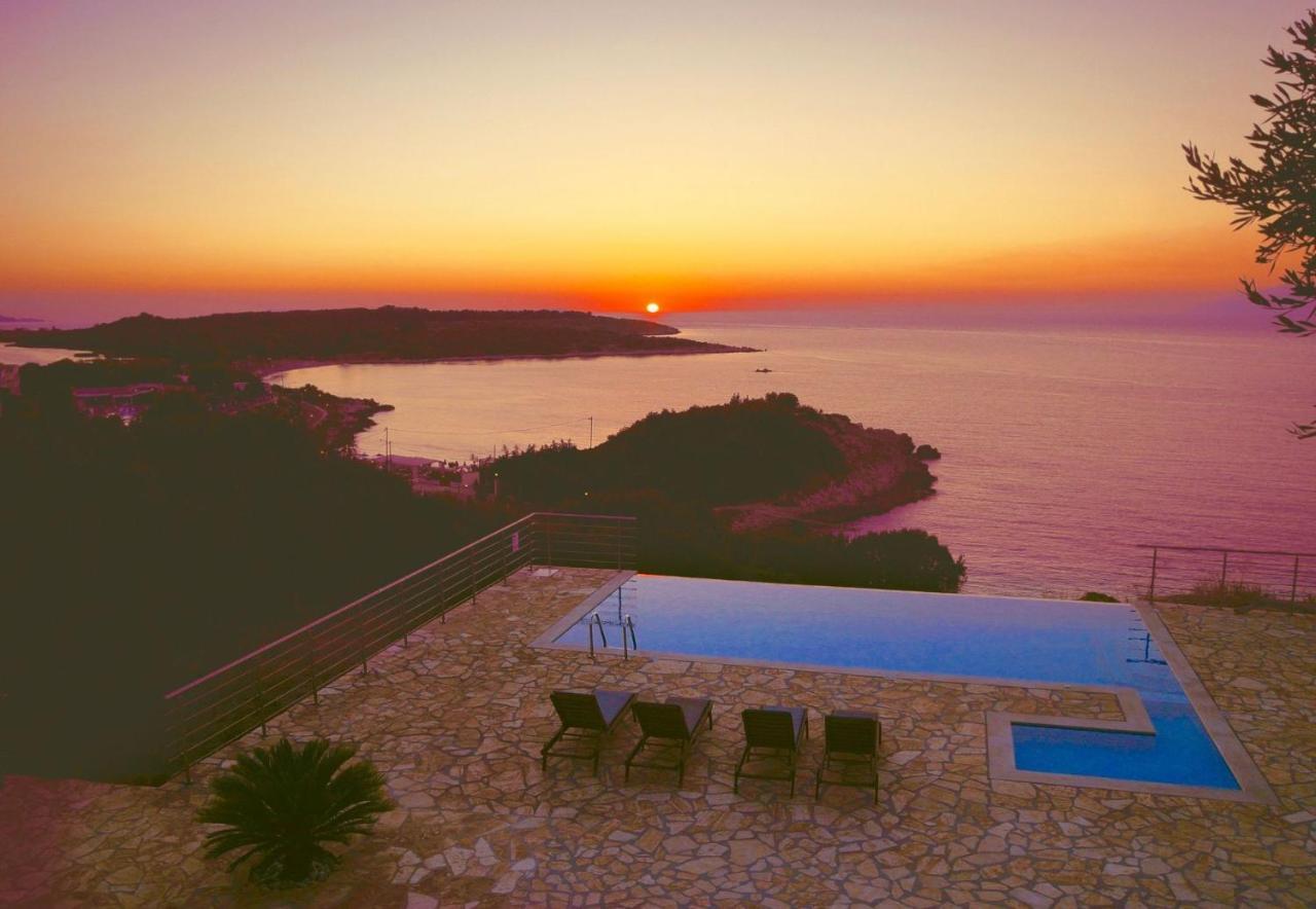 Beachfront Villa Seasun By Posarellivillas Agios Spyridon  Buitenkant foto
