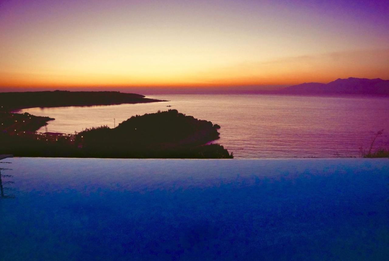 Beachfront Villa Seasun By Posarellivillas Agios Spyridon  Buitenkant foto