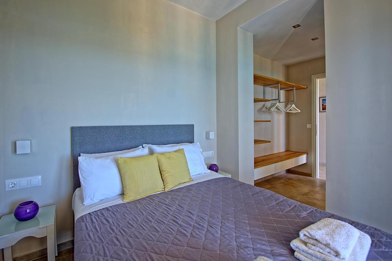 Beachfront Villa Seasun By Posarellivillas Agios Spyridon  Buitenkant foto