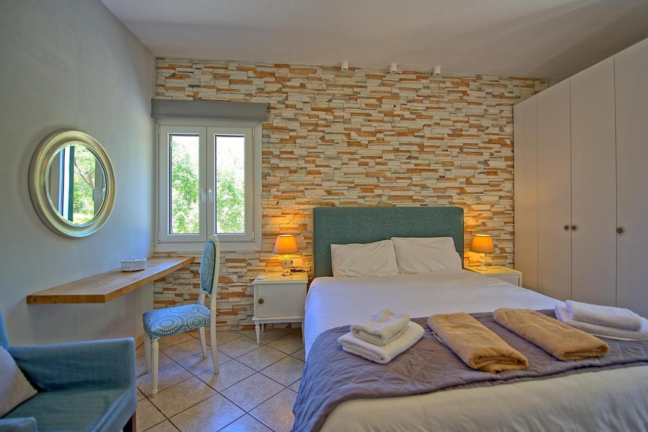 Beachfront Villa Seasun By Posarellivillas Agios Spyridon  Buitenkant foto