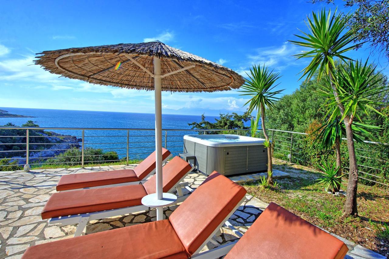 Beachfront Villa Seasun By Posarellivillas Agios Spyridon  Buitenkant foto