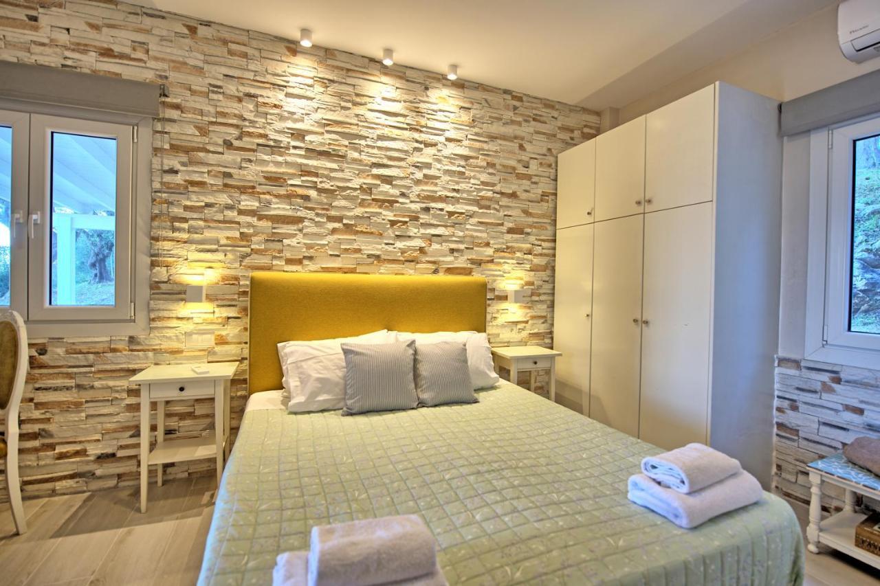 Beachfront Villa Seasun By Posarellivillas Agios Spyridon  Buitenkant foto