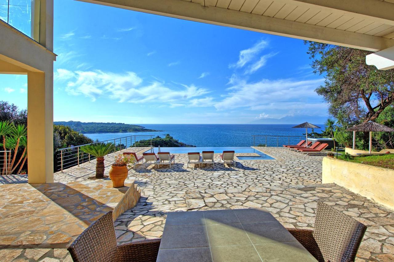 Beachfront Villa Seasun By Posarellivillas Agios Spyridon  Buitenkant foto