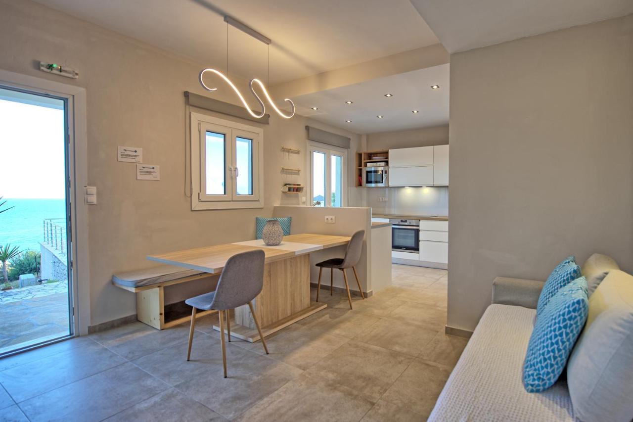 Beachfront Villa Seasun By Posarellivillas Agios Spyridon  Buitenkant foto