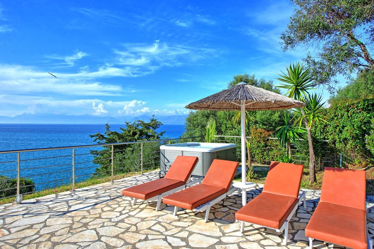 Beachfront Villa Seasun By Posarellivillas Agios Spyridon  Buitenkant foto